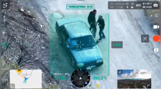 Jandarmayı gören sürücünün 'uyanıklığı' işe yaramadı! Dron kamerası her şeyi kaydetti