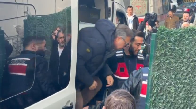 اولین تصاویر از اکتای کاینارجا و امل موفتاوغلو در بازداشت