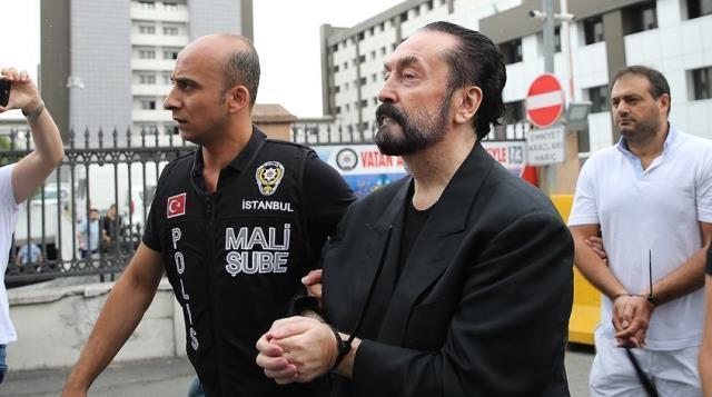 Adnan Oktar yeniden görülen davada 8 bin 658 yıl hapis cezası aldı