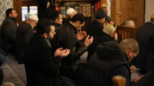 Mevlid Kandili'nde okunacak dualar, çekilecek tesbihler ve zikirler neler? 2023 Mevlid Kandili'nde hangi dualar okunur, nasıl dua edilir?