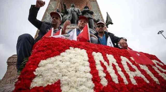 1 Mayıs kurumsal mesaj örnekleri! Şirket çalışanlarınıza gönderebileceğiniz 1 Mayıs Emek ve Dayanışma Günü mesajları