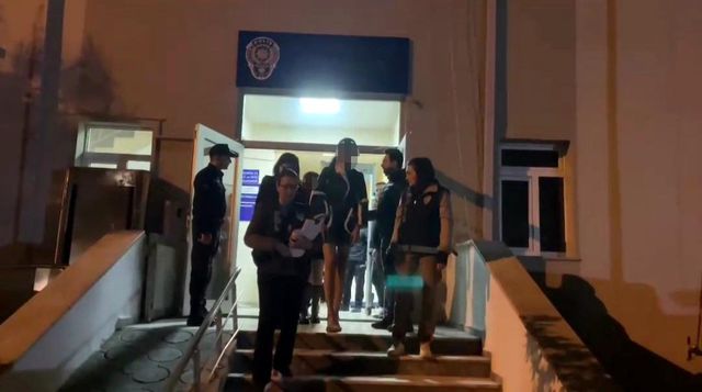 Bir ilçe diken üstünde! 24 yabancı uyruklu kadında cinsel yolla bulaşan hastalık olduğu tespit edildi