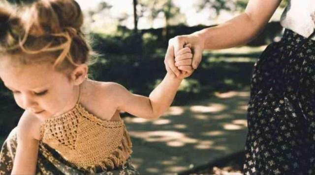 ANNELER GÜNÜ MESAJI 2024! #128144 Anneler günü mesajı, anlamlı sözler neler? Anneler günü şiirleri, en güzel sözler...