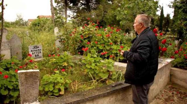 Eczaneye gittiğinde yaşamadığını öğrendi! Hastanedeki yanlış hayatını kabusa çevirdi