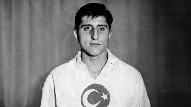 Fethi Heper kimdir? Fethi Heper kaç yaşında, nereli, evli mi?