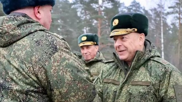 Putin, Kara Kuvvetleri Başkomutanı Salyukov'u görevden aldı