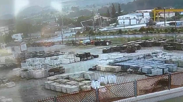 Muğla-Aydın Karayolunda Feci Kaza: Araç İkiye Bölündü