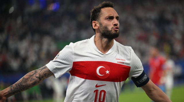 Galatasaray'ın Hakan Çalhanoğlu Transferi İçin Milano'daki Kritik Görüşmeleri