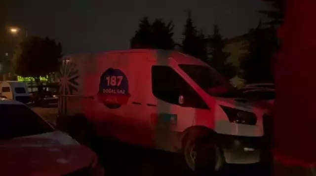 İstanbul'un orta yerinde elleri bağlanmış asılı ceset bulundu