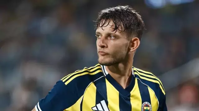 Fenerbahçe'de deprem! İki isim 'Biz gidiyoruz' dedi