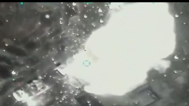 Ukrayna ordusu, Türk SİHA'larıyla Rus tanklarını vurdu! O anlar kameralara yansıdı