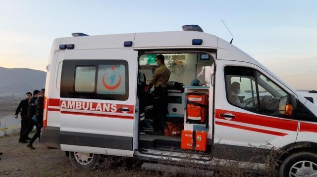 Cesedi elleri ve ayaklarından bağlı bulunan arkadaşının maaşını çekip alışveriş yaptı