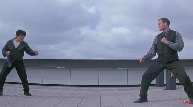 İstanbul'a gelen Hollywood yıldızından mesaj: 'Türk halkının acısını paylaşıyorum'