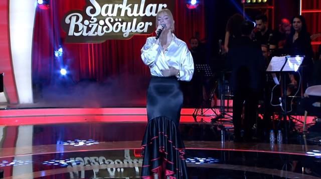 Zeliha Ortak, Kanal D ekranlarında Kürtçe şarkılar söyleyerek izleyicileri coşturdu