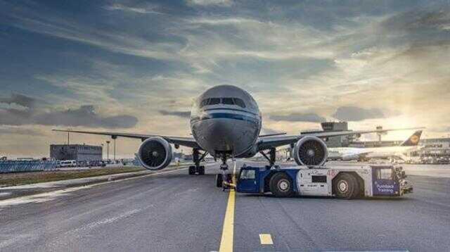 Rüyada uçakla yolculuk yapmak ne anlama gelir? Diyanet'e göre uçak yolculuğu yapmak ne demek? Rüyada anne ile uçak yolculuğu yapmak nedir?