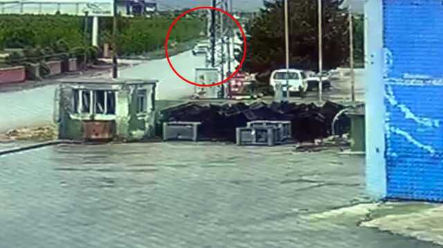 İki cip kafa kafaya çarpıştı; 1 ölü, 4 yaralı