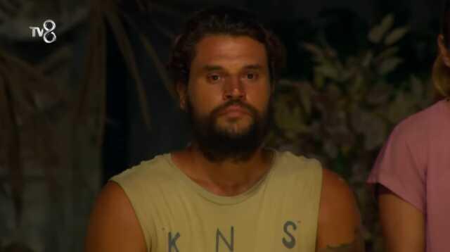 Survivor'da Özgür'ün baba itirafı herkesi derinden etkiledi! Hem ağladı hem ağlattı