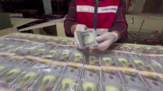 Cumhuriyet tarihinin en büyüğü! İstanbul'da sahte 1 milyar dolar ele geçirildi
