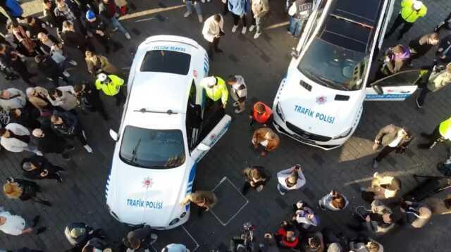 İstanbul Emniyet Müdürlüğüne tahsis edilen lüks araçlar hizmete başladı