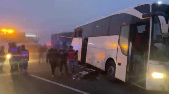 Kuzey Marmara otoyolunda 11 kişinin öldüğü zincirleme kazadan ilk görüntüler