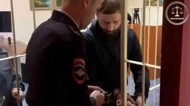 İnternet Fenomeni Maxim Lyutyi, bebeğini kasten aç bırakarak ölümüne sebep olduğunu itiraf etti