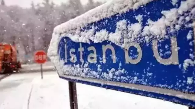 İstanbul'da Kar Yağışı Alarmı! THY Seferleri İptal Edildi