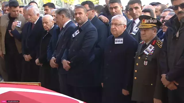 Türkiye şehitlerini uğurluyor! Devlet erkanı Ankara'daki törende
