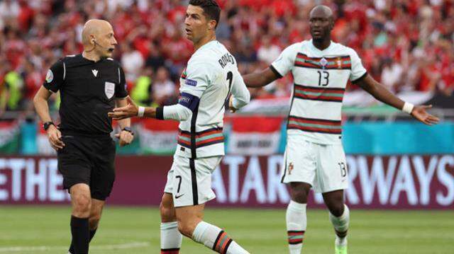 Ronaldo'ya 10 dakika yetti! Cüneyt Çakır'ın verdiği penaltıda golü atan star futbolcu tarihe geçti