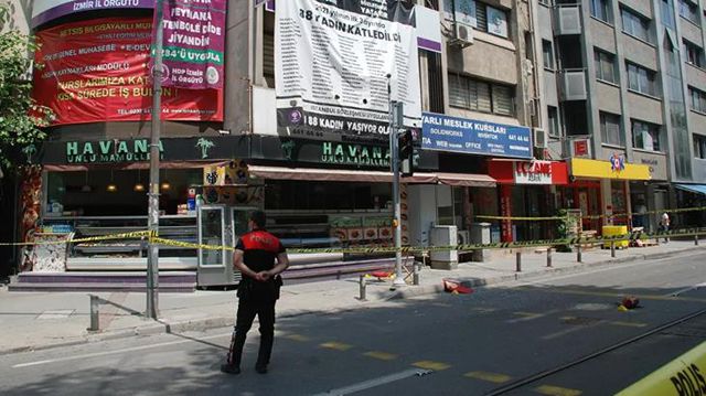 İzmir il binasına yapılan baskınla ilgili HDP'den ilk açıklama: Binamız ateşe verildi