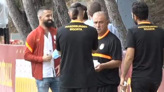 5. Fatih Terim dönemi başladı! Florya'ya ayak basan deneyimli hoca alkışlarla karşılandı