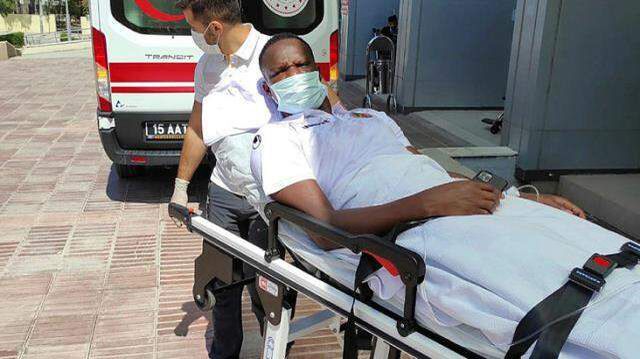 Son Dakika: Burdur kampında kalp spazmı geçiren Alanya'nın yıldız futbolcusu Babacar, hastaneye kaldırıldı