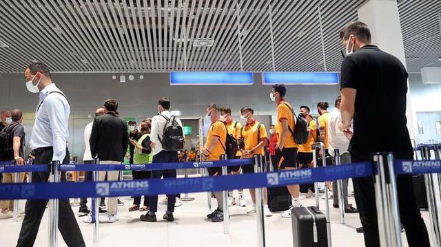 Türkiye tek yürek oldu! Yunanistan'ın Galatasaray'a uyguladığı ayrımcılığa tepki yağıyor
