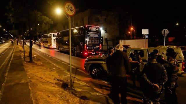 Libertadores savaş kupası! Hakemleri rehin alan Boca Juniors'ın oyuncuları, polisle çatıştı
