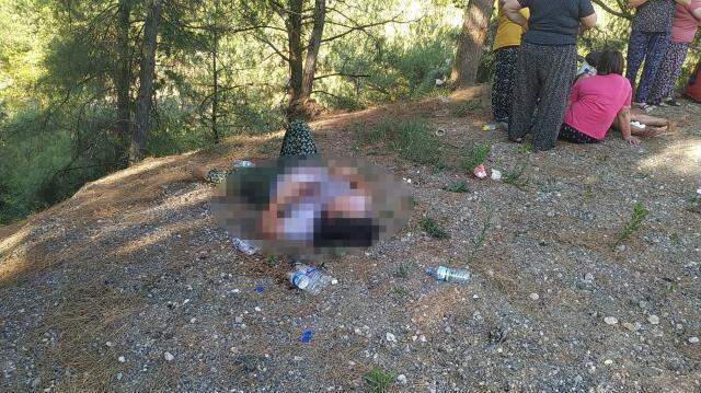 Son Dakika: İzmir'de servis minibüsü şarampole yuvarlandı: 6 ölü, 11 yaralı