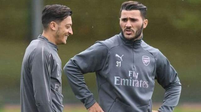 Fenerbahçe, Arsenal'dan Sead Kolasinac ile prensipte anlaşmaya vardı