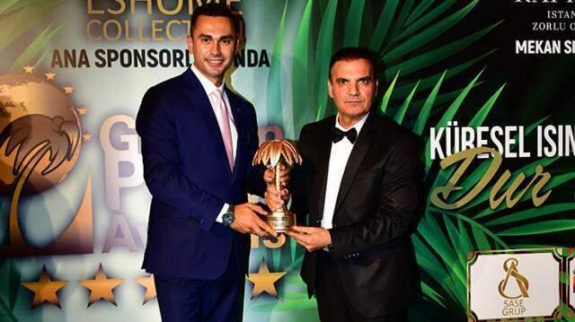 Cem Akşahin'e Altın Palmiye Ödülü: 'Yılın Turizm Yöneticisi' seçildi