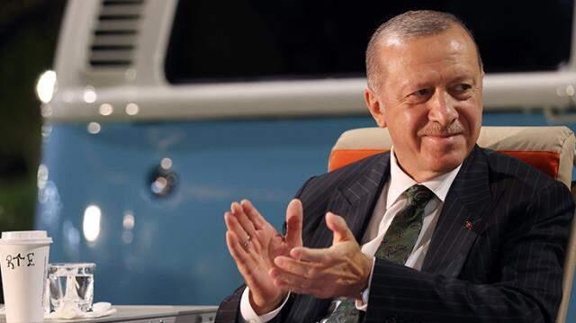 Erdoğan'dan gençlerle buluşmada sosyal medya açıklaması: Atılacak adım daha huzurlu hale getirecek