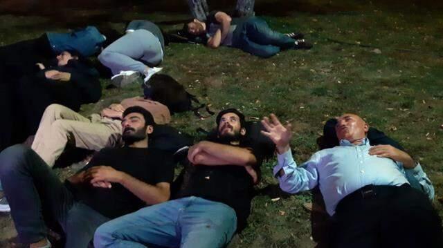 Kalacak yer bulamayan üniversite öğrencileri 'Barınamıyoruz Hareketi' başlattı