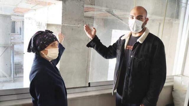 Şişli'de sıfıra sıfır inşaat! Camdan dışarıyı dahi göremeyen bina sakinleri isyanda: İnsan insana bunu yapar mı?