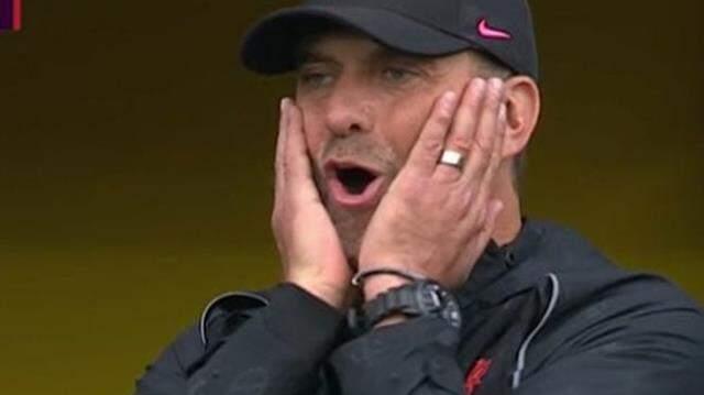 Ozan Tufan'ın takımını perişan etti! Salah öyle bir gol attı ki, takım arkadaşları bile hayranlıkla izledi