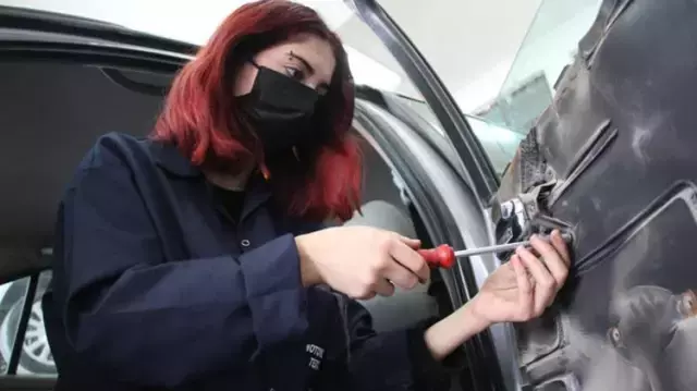 Bu okuldan mezun olanlar işsiz kalmıyor! 5 bin lira maaşla hemen işe başlıyorlar