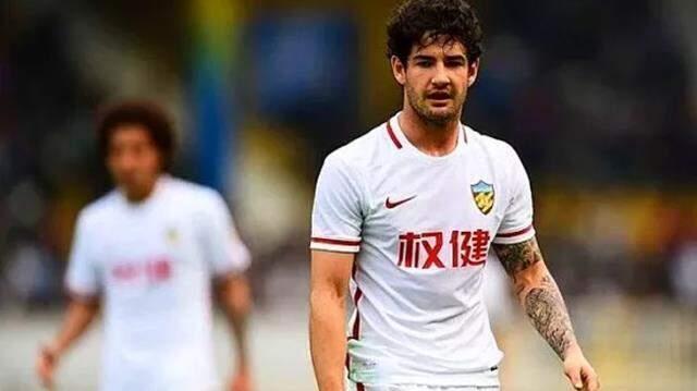 Milyon dolarlar saçan Çin futbolu acınası halde! Elektrik parasını ödeyemeyen kulüp, oyuncuları yolladı