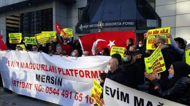 21 Evim şirketinin mağduru TMSF önünde eylem yaptı: Sadaka istemiyoruz, paramızı istiyoruz