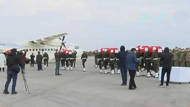 Hain saldırada şehit düşen 3 askerin naaşı, törenle memleketlerine gönderildi