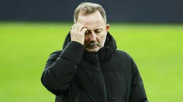 Tarihte aynısı hiç yaşanmadı! Üç büyük takım hocasız kaldı