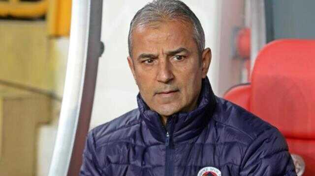 Hoca yeni Kanarya aynı! Fenerbahçe, Antalyaspor'la deplasmanda 1-1 berabere kaldı