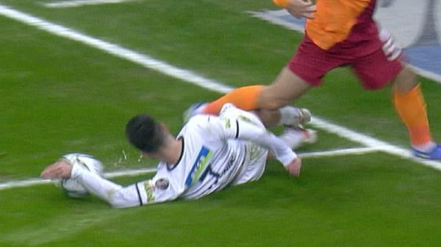 Maça damga vuran an! Galatasaraylılar çıldırmış durumda