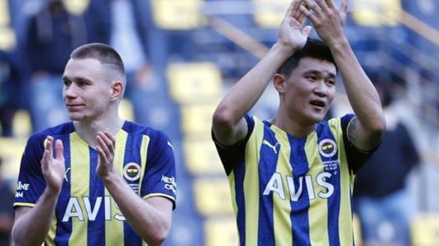 Menajeri apar topar İstanbul'a geldi! Kim Min-Jae, Fenerbahçe'den uçuyor