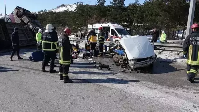 Asker ocağına teslim olmaya giderken trafik kazasında yaşamını yitirdi