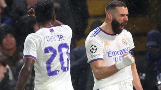 Havada asılı kaldı! Gol makinesi Benzema, Şampiyonlar Ligi'nde yine tarihe geçti